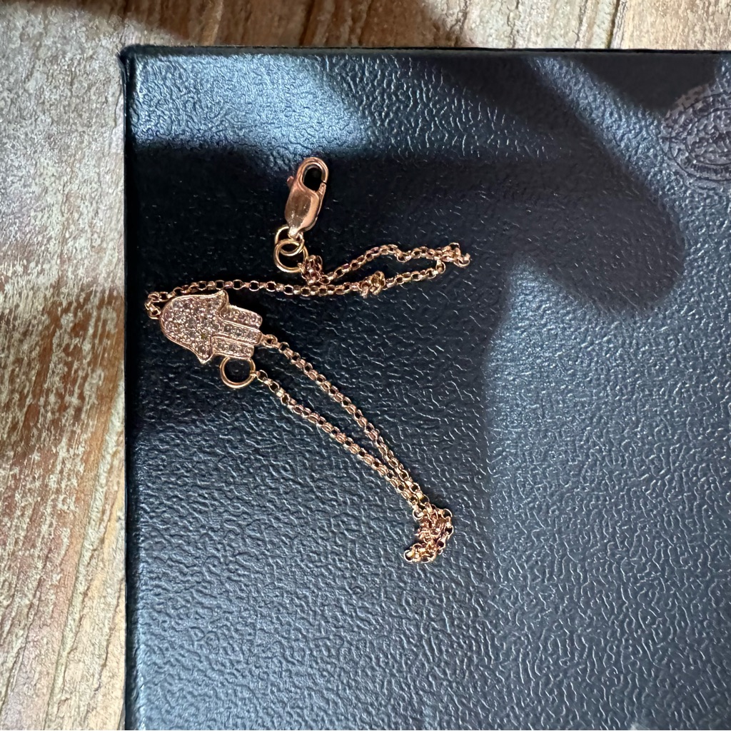 14k Rise Gold And Diamond Hamsa Evil Eye Bracelet 300$